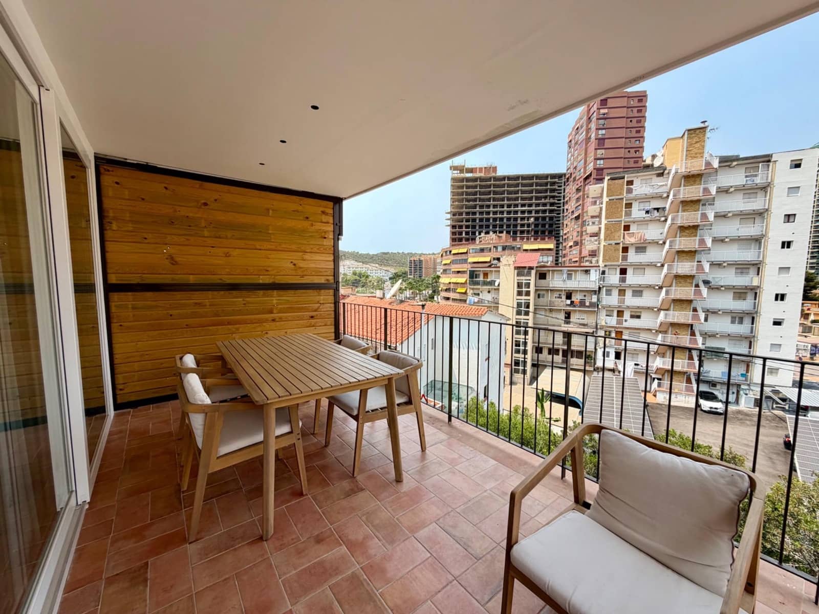 4 quarto Hotel para venda em Cala de Finestrat - 1 280 000 € (Ref: 10062547)