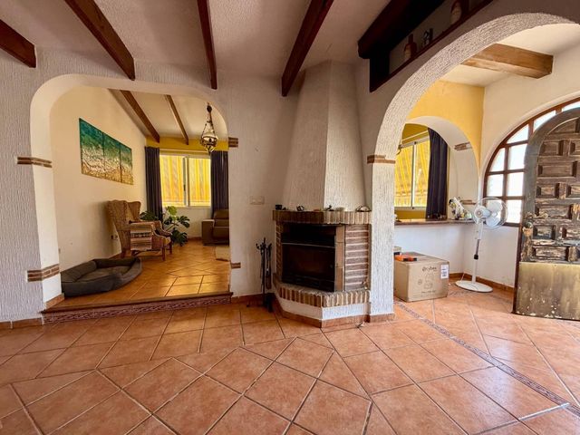 3 bedroom Villa for sale in El Campello with pool garage - € 449,000 (Ref: 10062548)