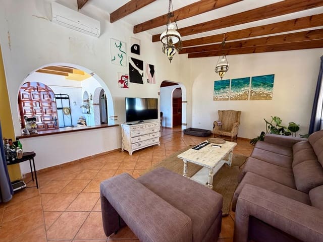 3 Zimmer Villa zu verkaufen in El Campello mit Pool Garage - 449.000 € (Ref: 10062548)