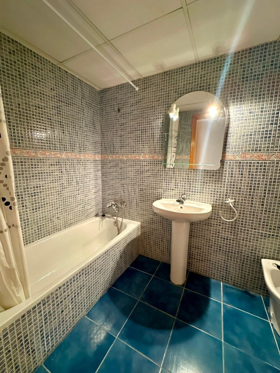 3 soveværelse Lejlighed til salg i Alicante by med swimmingpool garage - € 260.000 (Ref: 10064695)