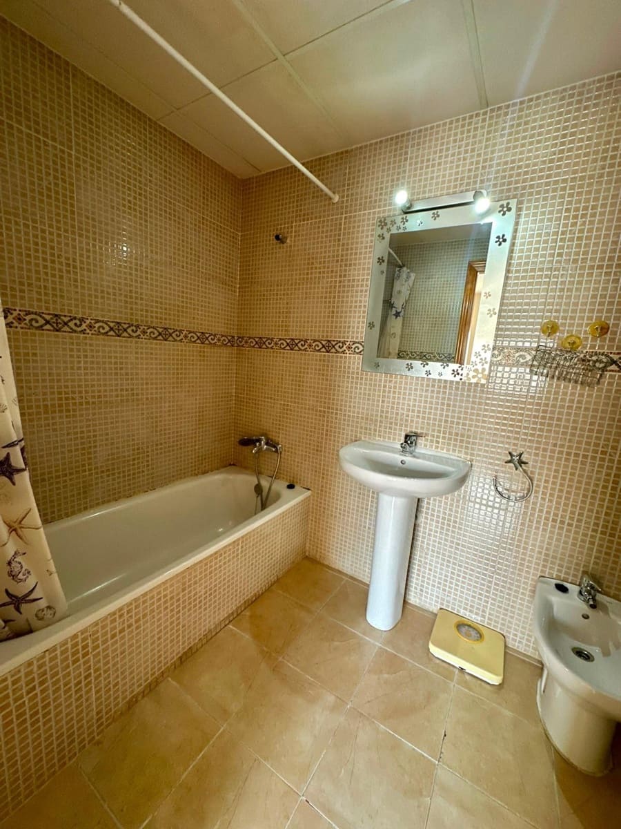 3 soveværelse Lejlighed til salg i Alicante by med swimmingpool garage - € 260.000 (Ref: 10064695)