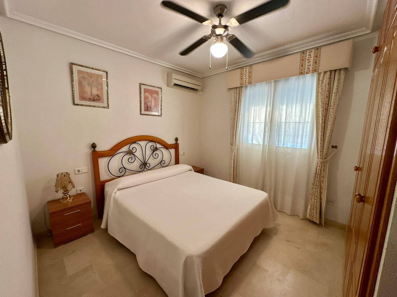 4 camera da letto Villetta a Schiera in vendita in Santa Pola con piscina garage - 265.000 € (Rif: 10081251)