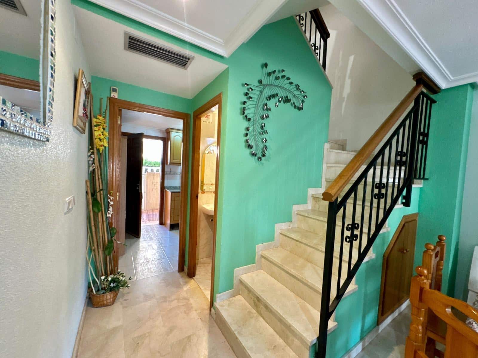 4 camera da letto Villetta a Schiera in vendita in Santa Pola con piscina garage - 265.000 € (Rif: 10081251)