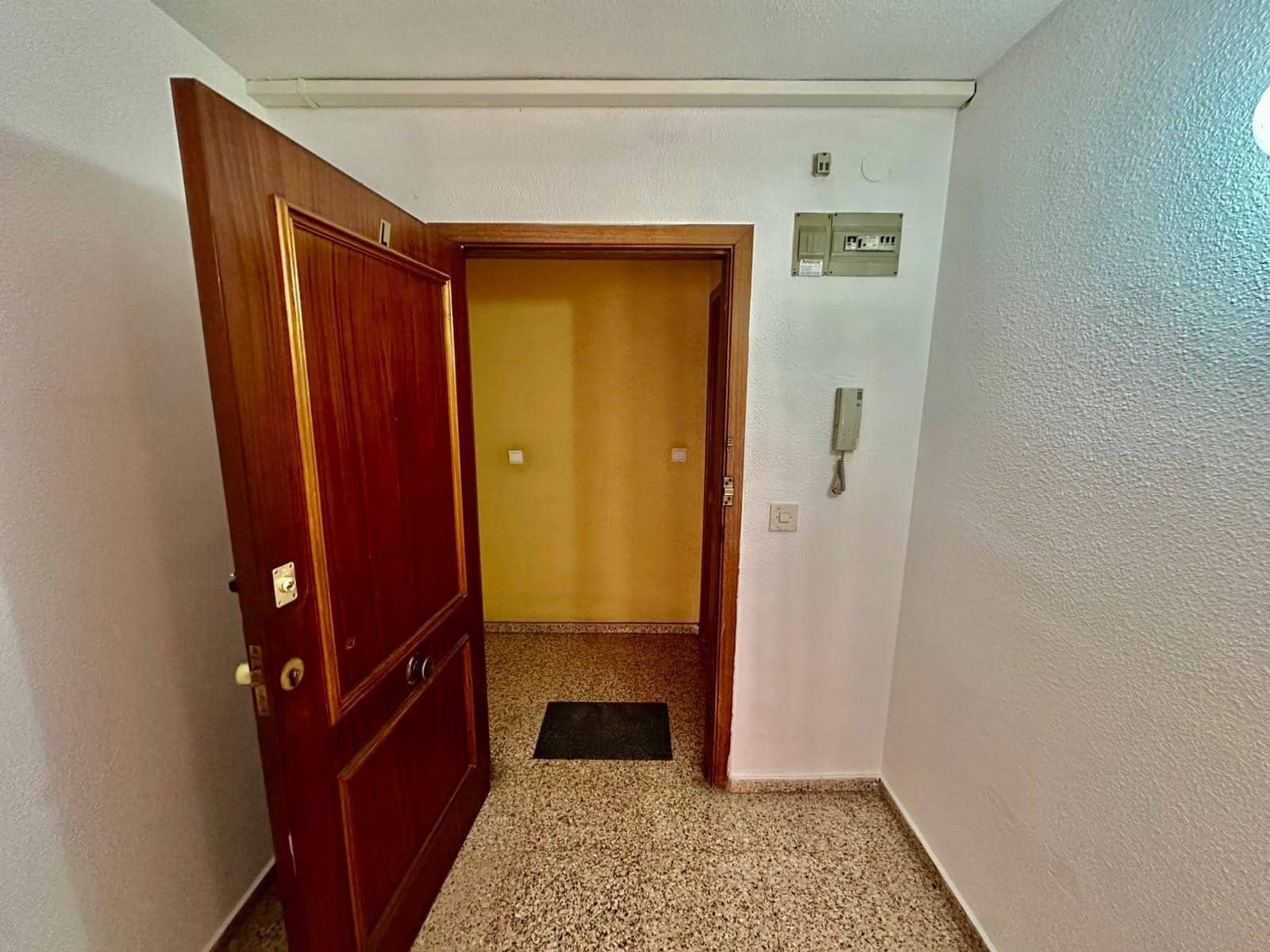 4 soveværelse Lejlighed til salg i Alicante by med garage - € 242.000 (Ref: 10086168)