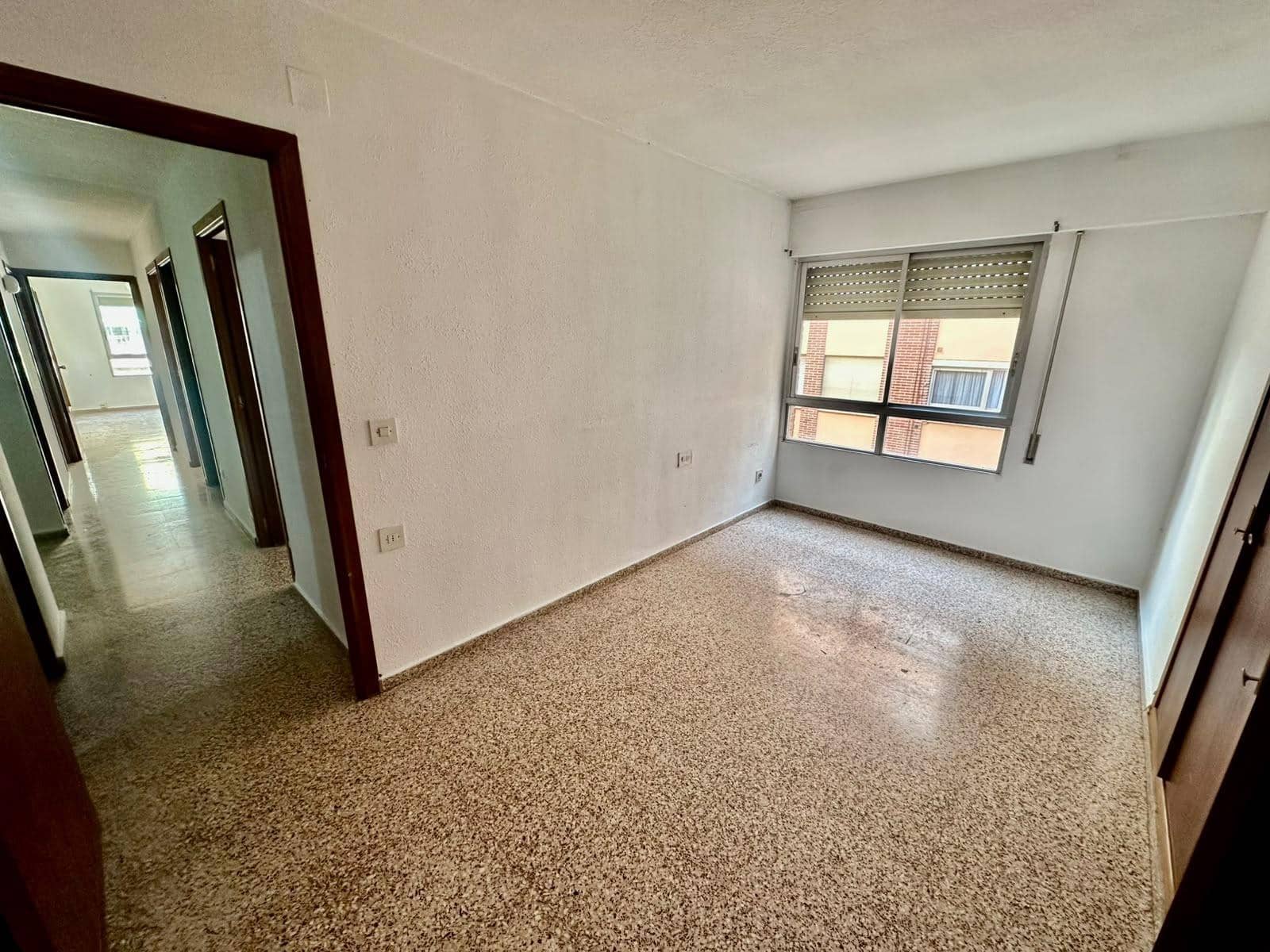 4 soveværelse Lejlighed til salg i Alicante by med garage - € 242.000 (Ref: 10086168)