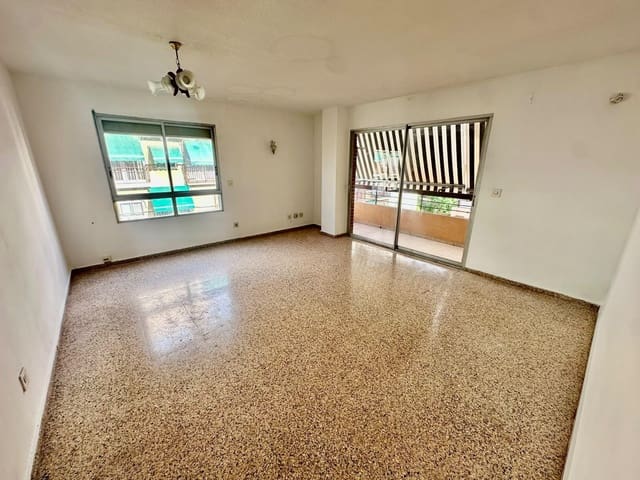 4 soveværelse Lejlighed til salg i Benalúa, Alicante by med garage - € 242.000 (Ref: 10086168)