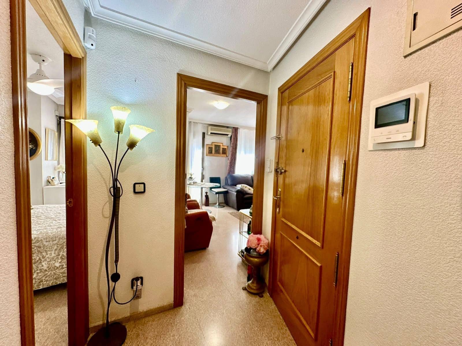 3 slaapkamer Flat te koop in Alicante stad met garage - € 299.000 (Ref: 10100461)