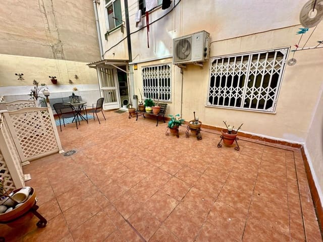 3 slaapkamer Flat te koop in Carolinas Bajas, Alicante stad met garage - € 299.000 (Ref: 10100461)