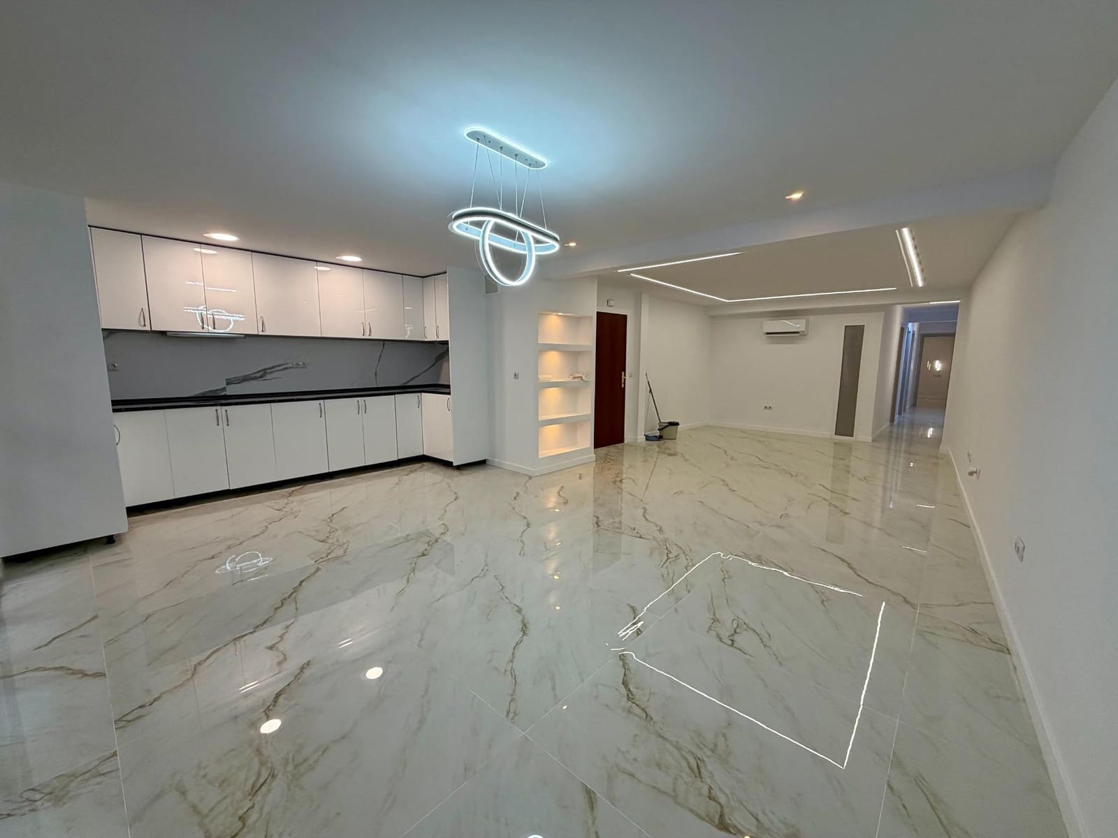 3 bedroom Flat for sale in Alicante / Alacant city - € 314,900 (Ref: 10100462)