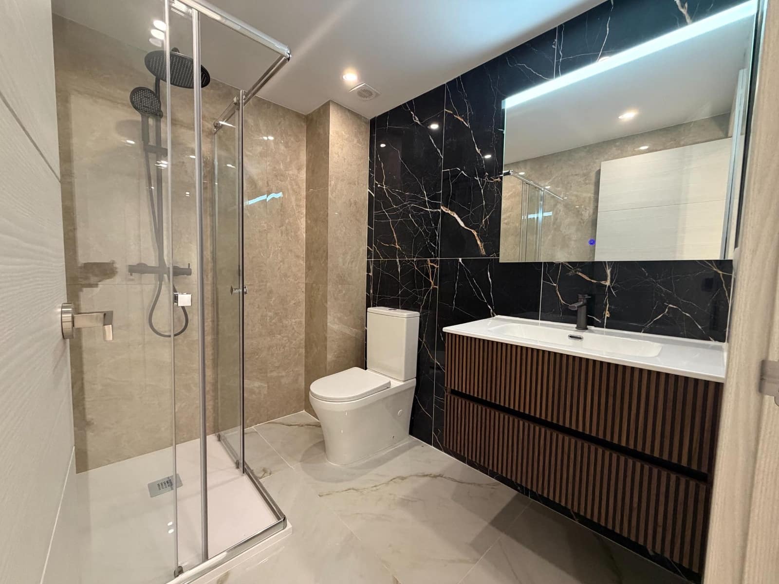 3 bedroom Flat for sale in Alicante / Alacant city - € 314,900 (Ref: 10100462)