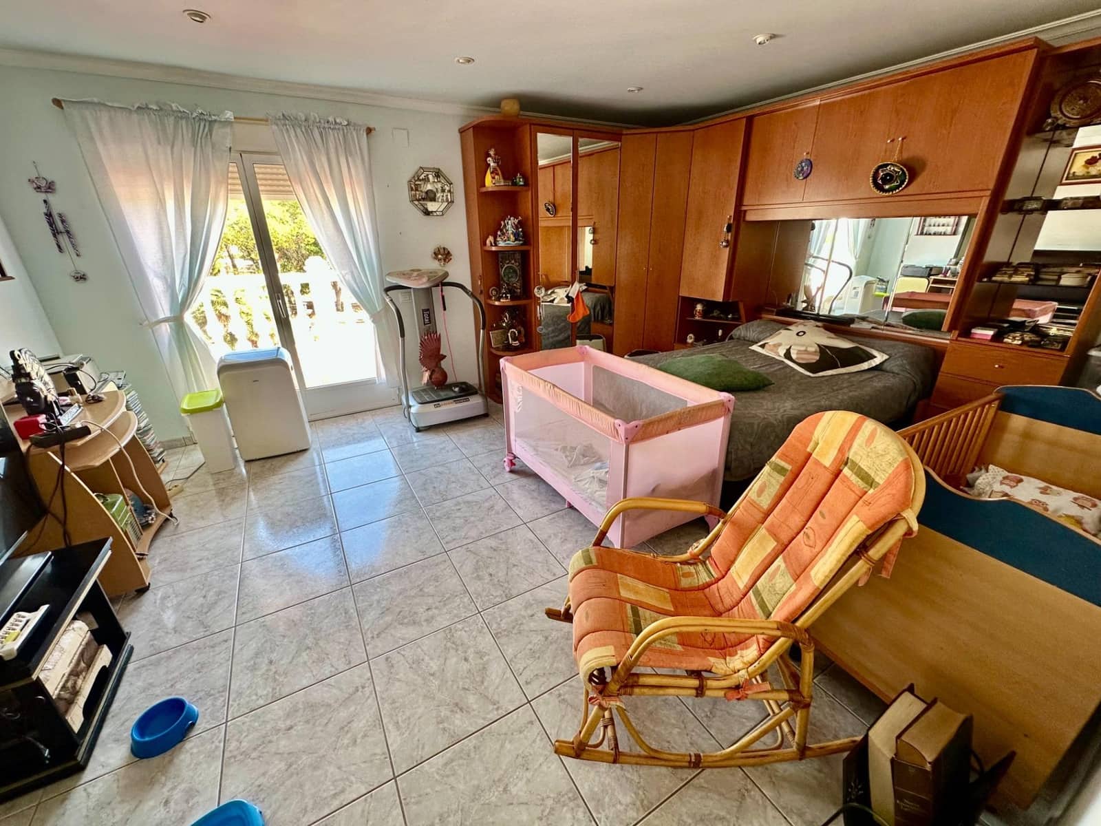5 chambre Villa/Maison à vendre à San Vicente / Sant Vicent del Raspeig avec piscine garage - 650 000 € (Ref: 10102629)