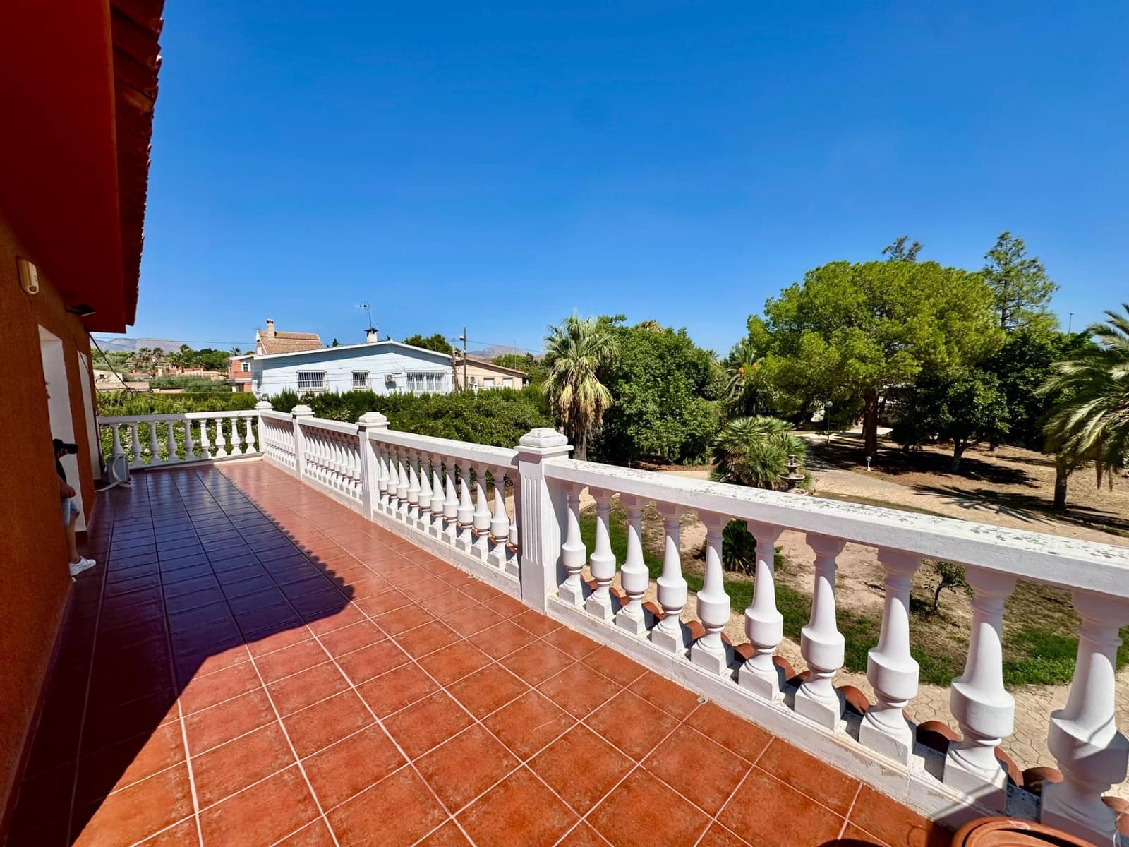 5 chambre Villa/Maison à vendre à San Vicente / Sant Vicent del Raspeig avec piscine garage - 650 000 € (Ref: 10102629)