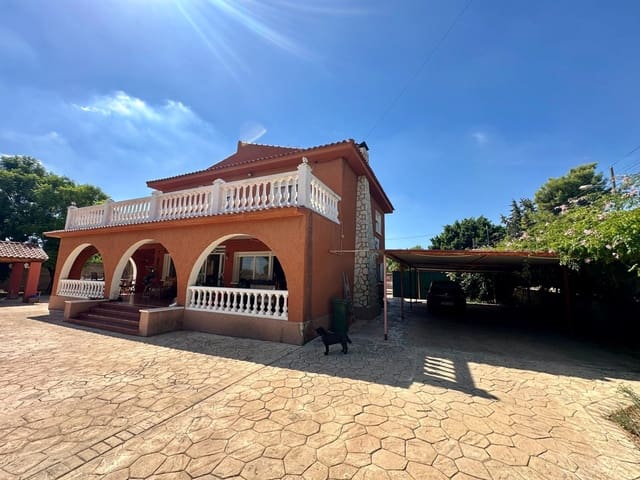 5 chambre Villa/Maison à vendre à San Vicente / Sant Vicent del Raspeig avec piscine garage - 650 000 € (Ref: 10102629)