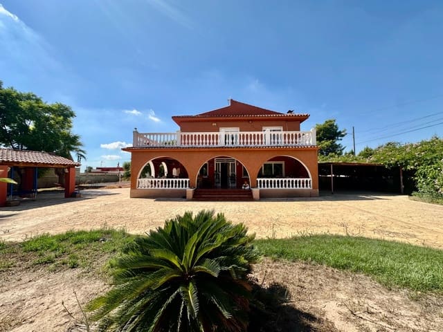 5 chambre Villa/Maison à vendre à San Vicente / Sant Vicent del Raspeig avec piscine garage - 650 000 € (Ref: 10102629)