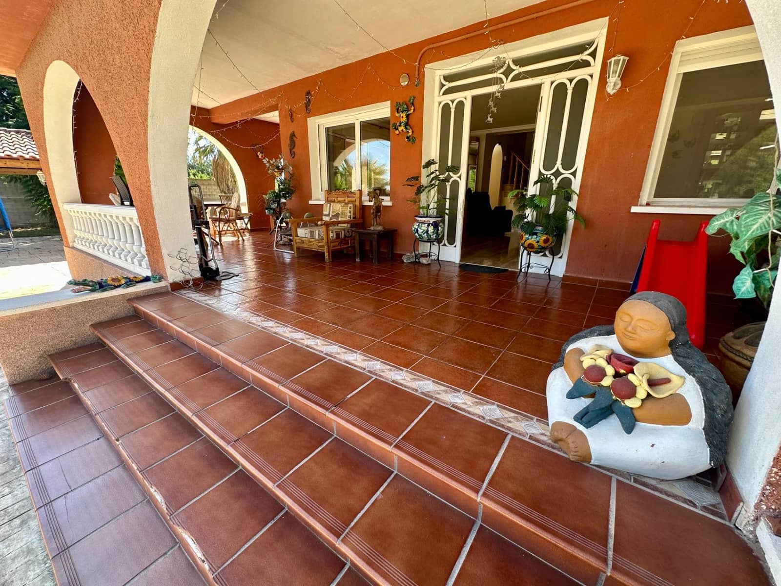 5 bedroom Villa for sale in San Vicente / Sant Vicent del Raspeig with pool garage - € 650,000 (Ref: 10102629)