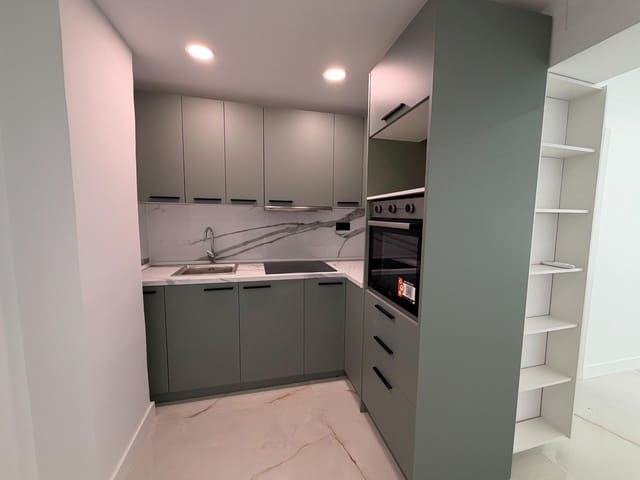 2 soverom Leilighet til salgs i Alicante by - € 210 000 (Ref: 10102630)