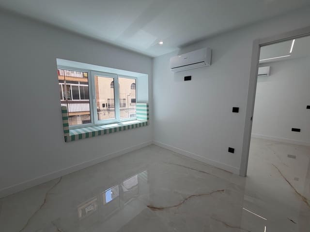 2 soverom Leilighet til salgs i Alicante by - € 210 000 (Ref: 10102630)