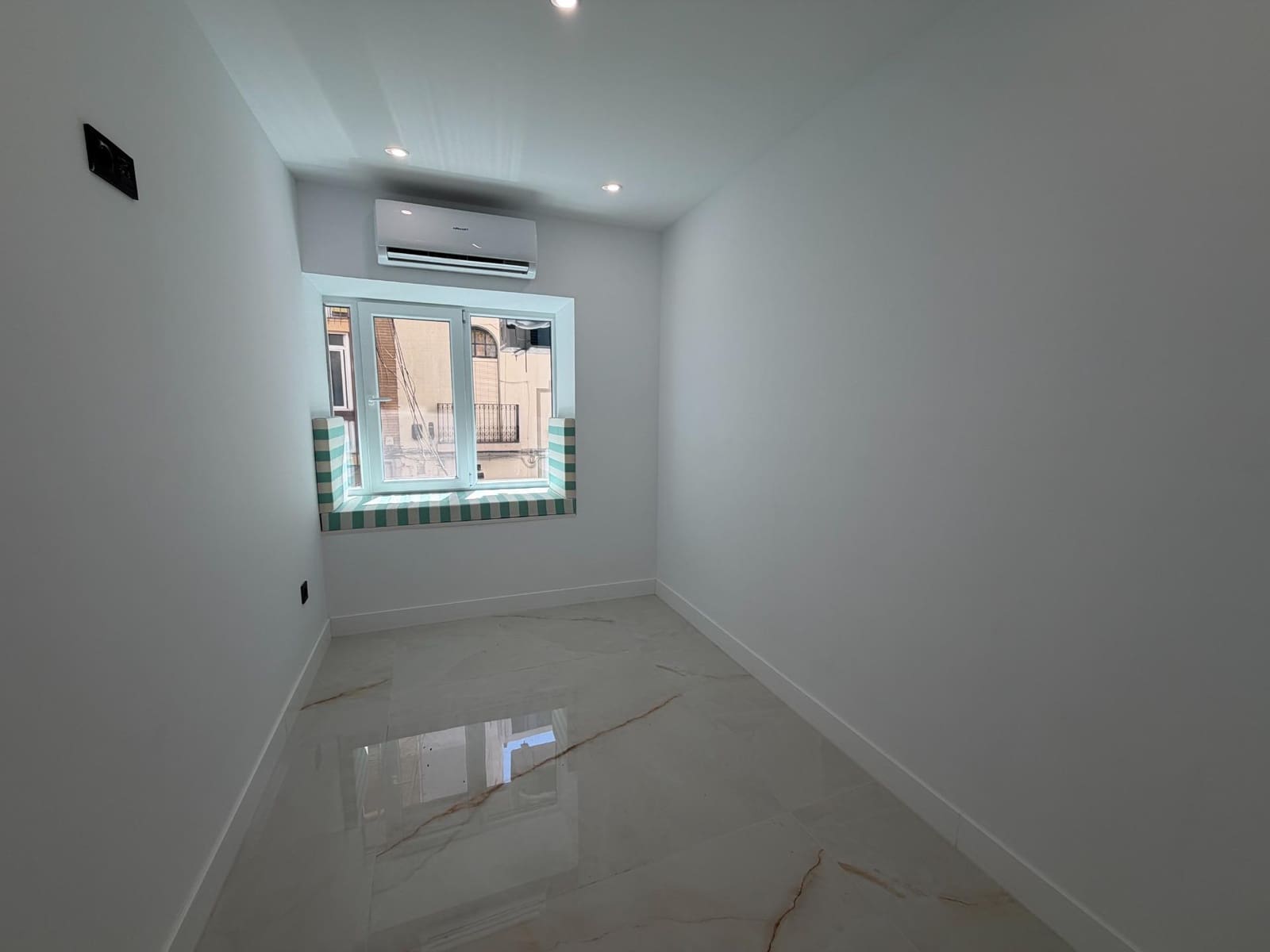 2 soverom Leilighet til salgs i Alicante by - € 210 000 (Ref: 10102630)