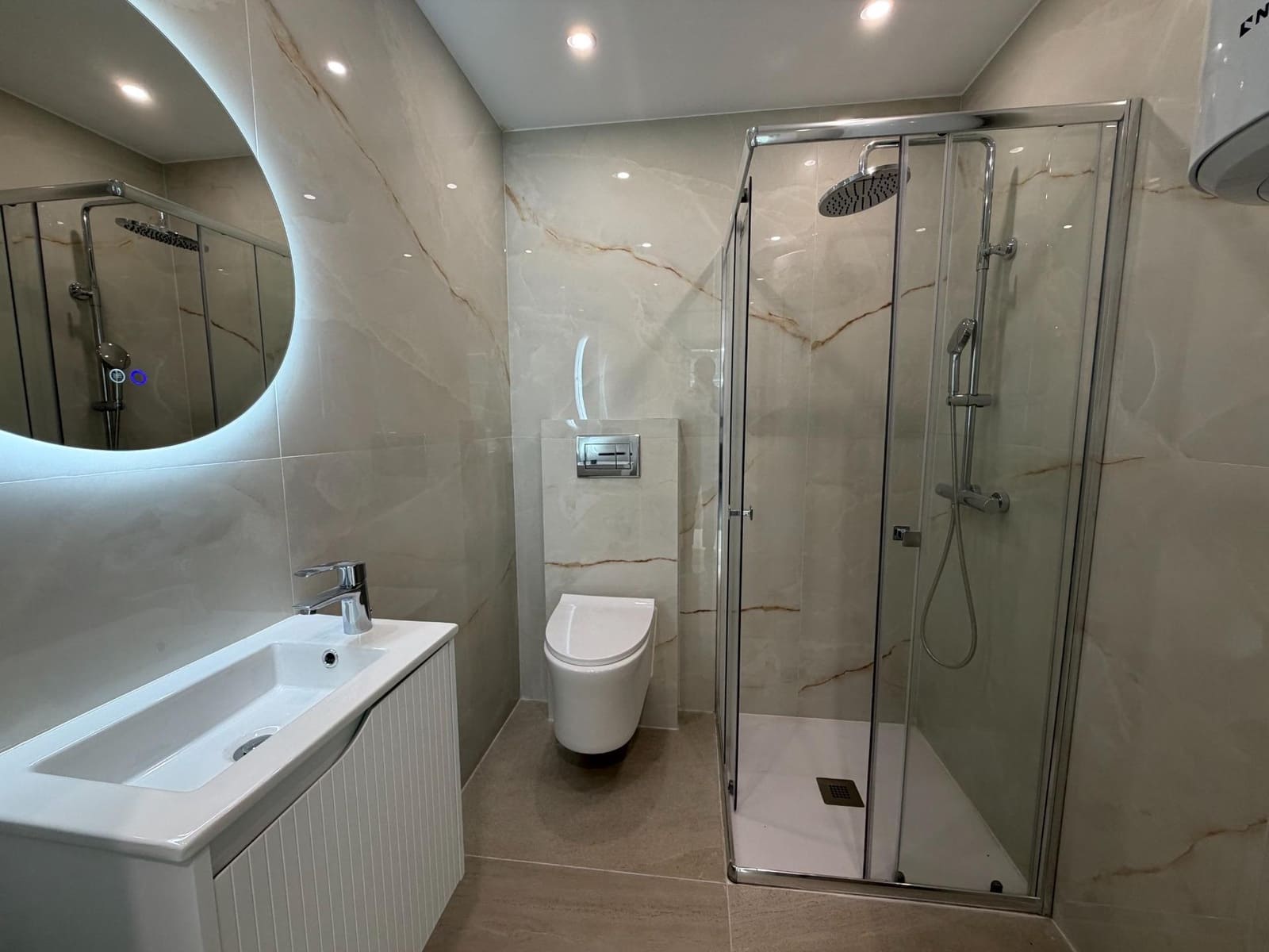 2 soverom Leilighet til salgs i Alicante by - € 210 000 (Ref: 10102630)