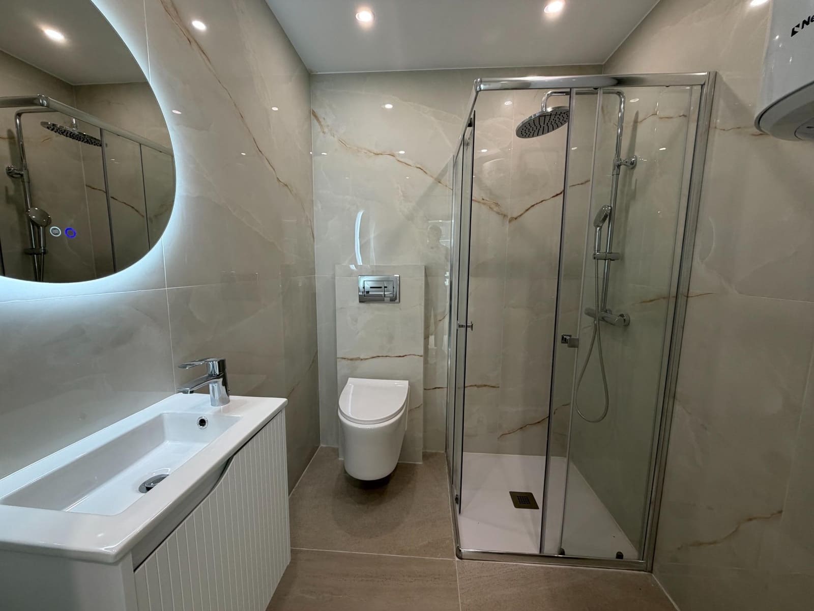 2 soverom Leilighet til salgs i Alicante by - € 210 000 (Ref: 10102630)