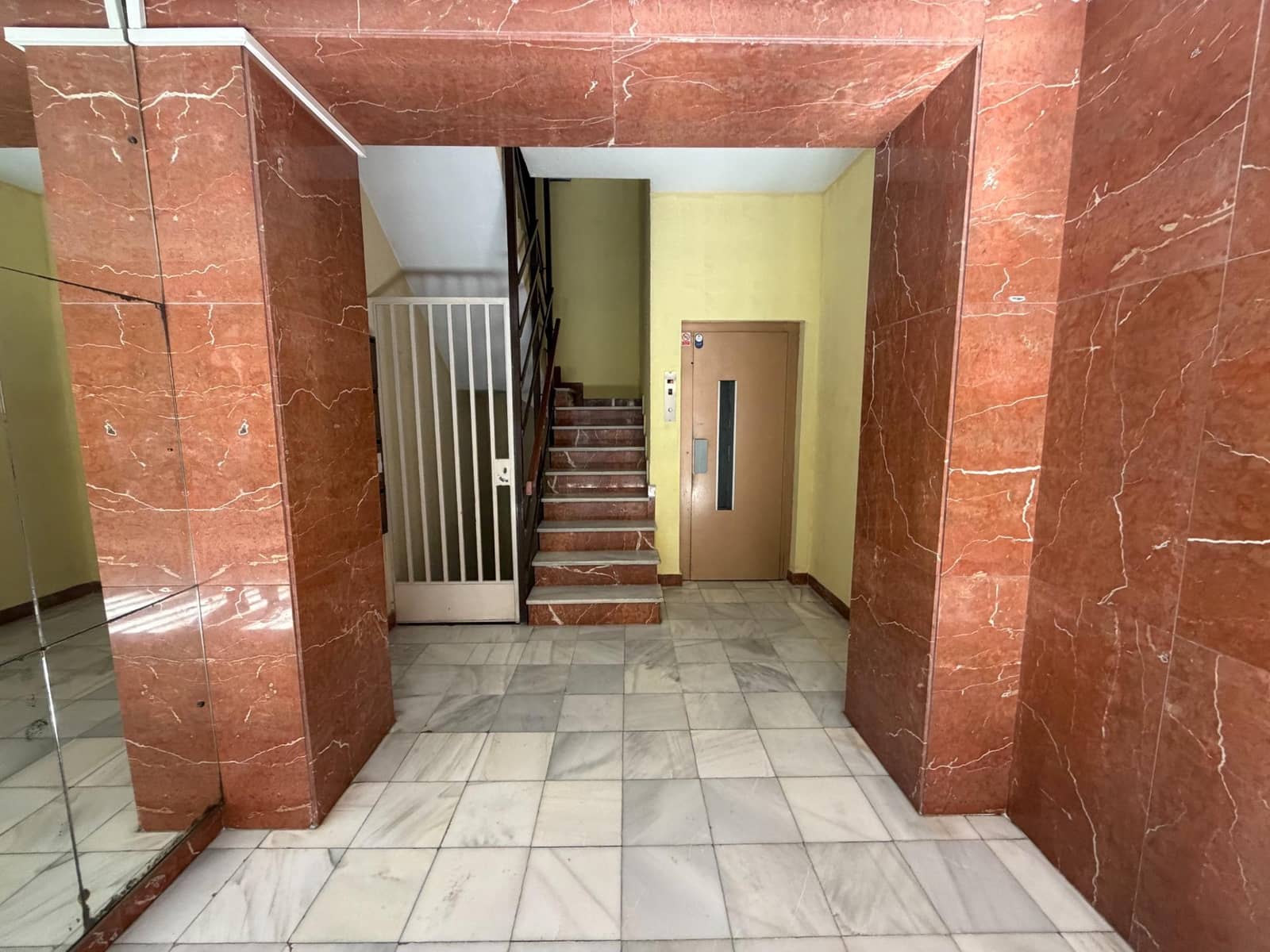 2 soverom Leilighet til salgs i Alicante by - € 210 000 (Ref: 10102630)