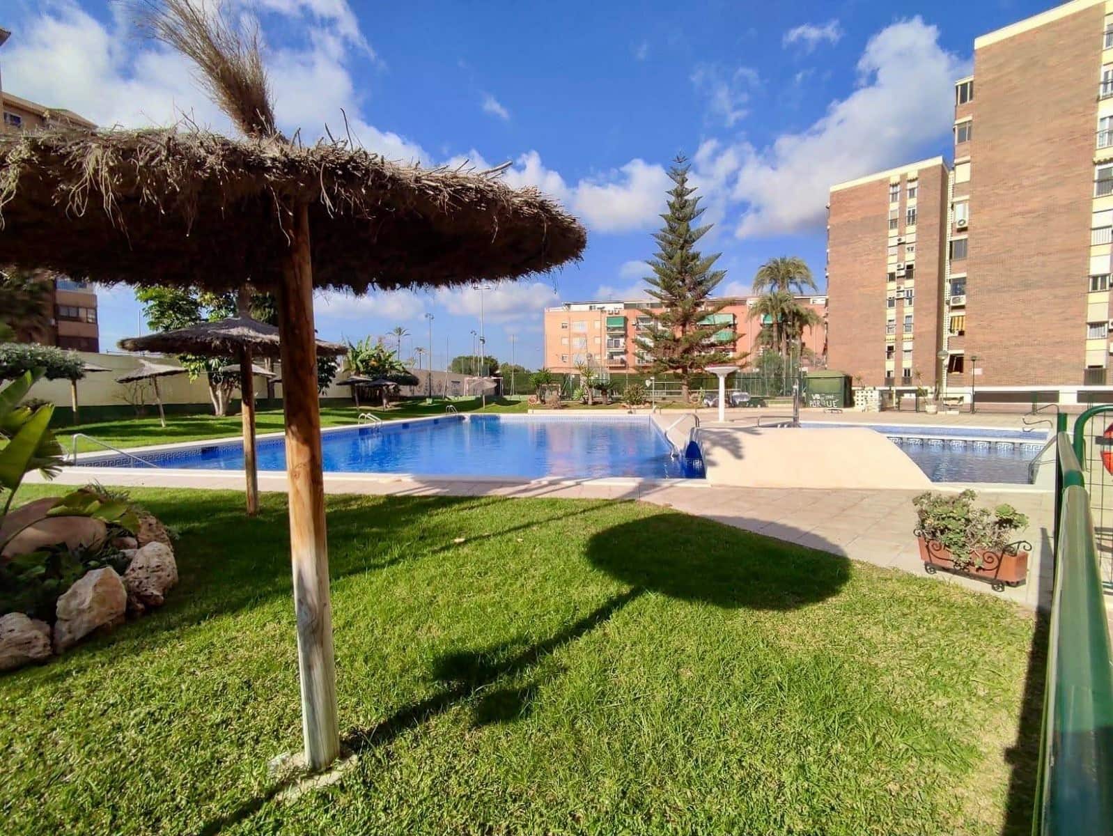 4 bedroom Flat for sale in Alicante / Alacant city with pool garage - € 295,000 (Ref: 10109698)