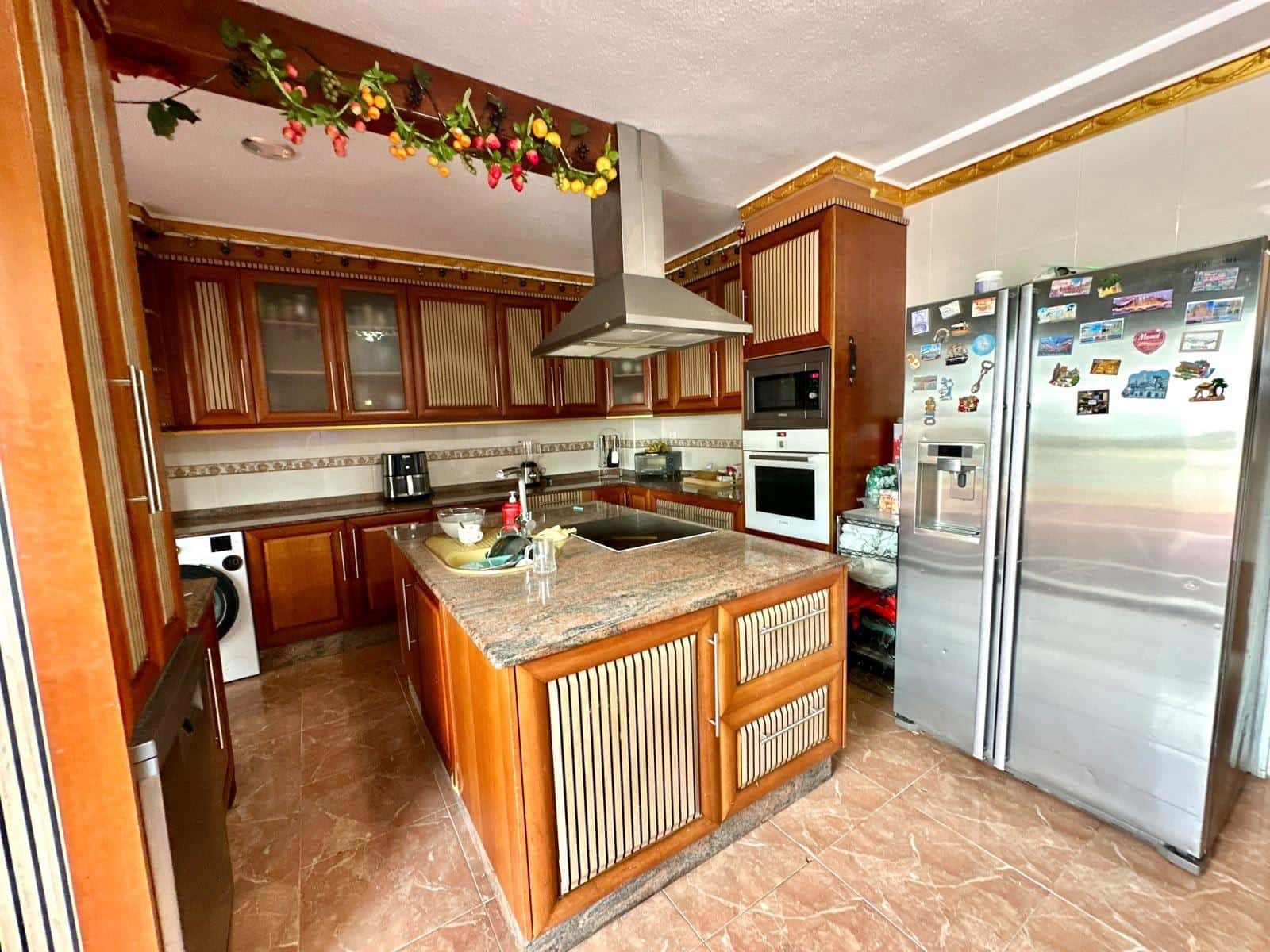 3 soverom Villa til salgs i Muchamiel / Mutxamel med svømmebasseng garasje - € 539 000 (Ref: 10132034)