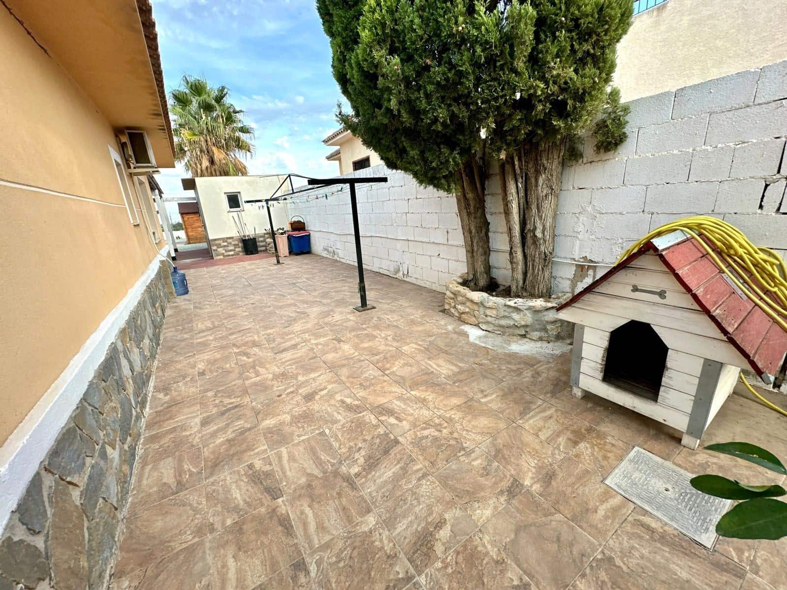 3 soverom Villa til salgs i Muchamiel / Mutxamel med svømmebasseng garasje - € 539 000 (Ref: 10132034)