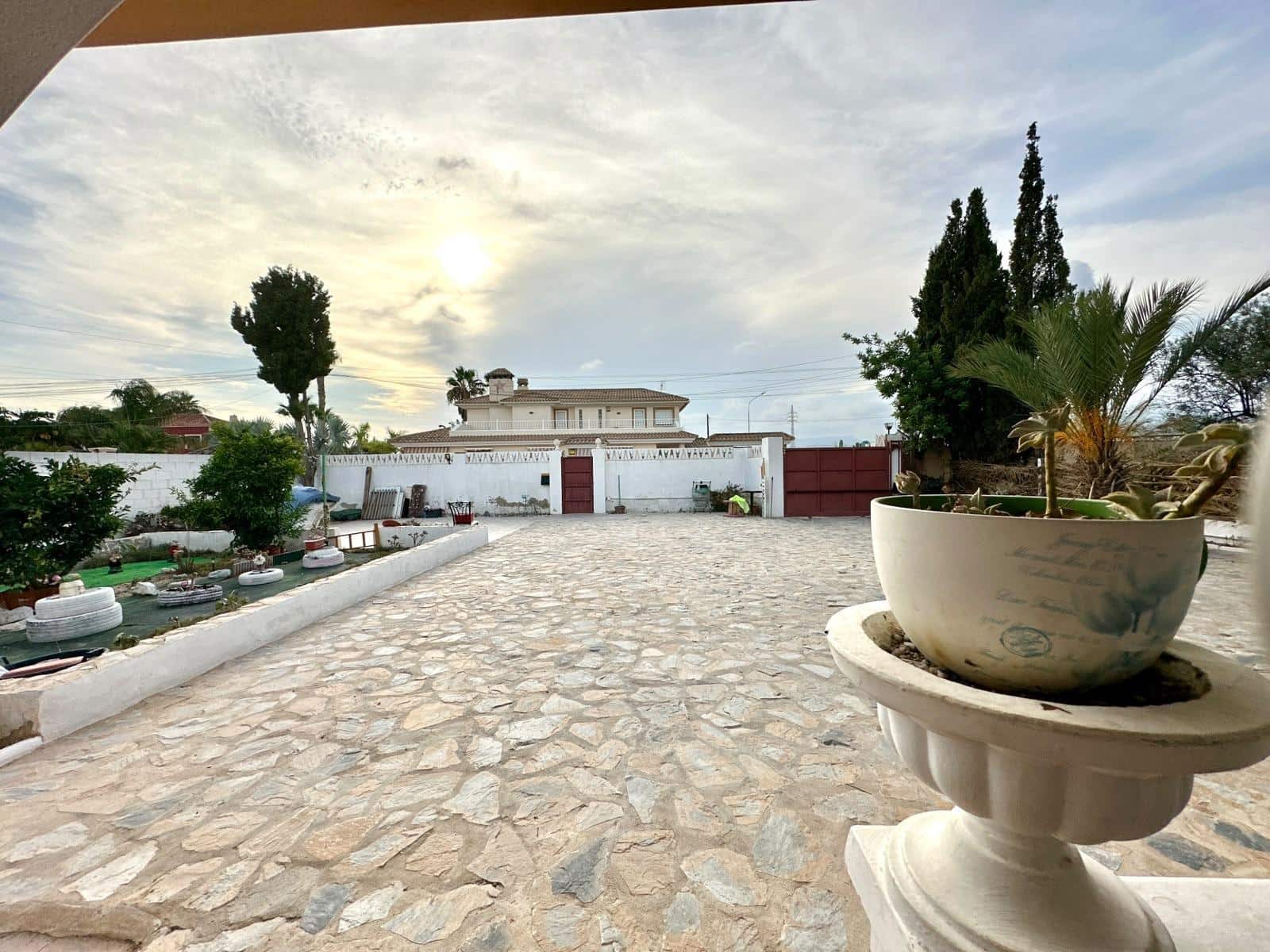 3 bedroom Villa for sale in Muchamiel / Mutxamel with pool garage - € 539,000 (Ref: 10132034)