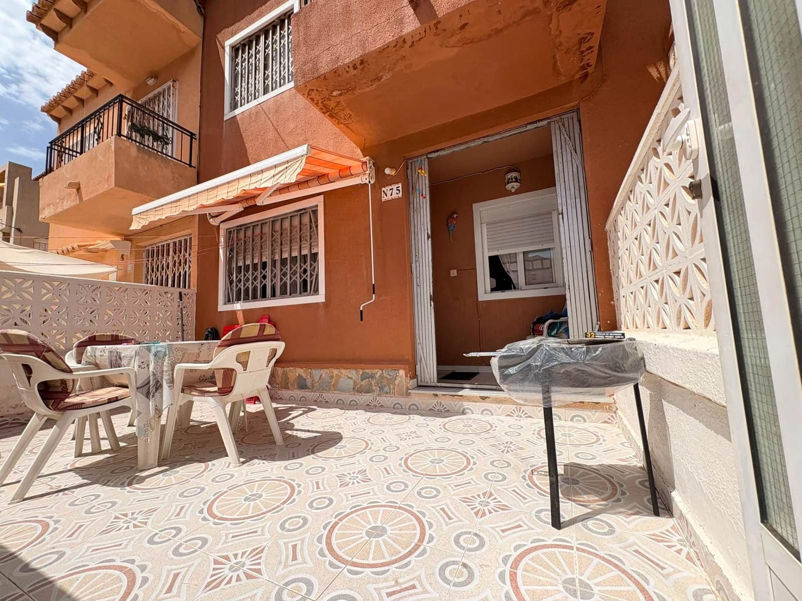 2 soverom Leilighet til salgs i Torrevieja - € 139 900 (Ref: 10033861)