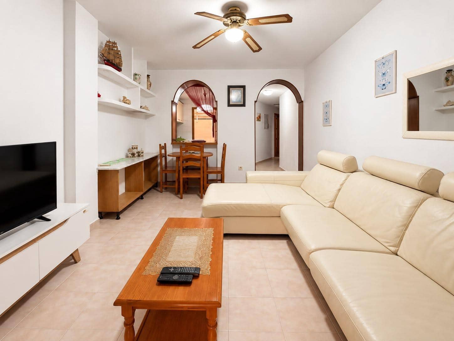 2 soveværelse Lejlighed til salg i Torrevieja med swimmingpool - € 134.900 (Ref: 10076613)