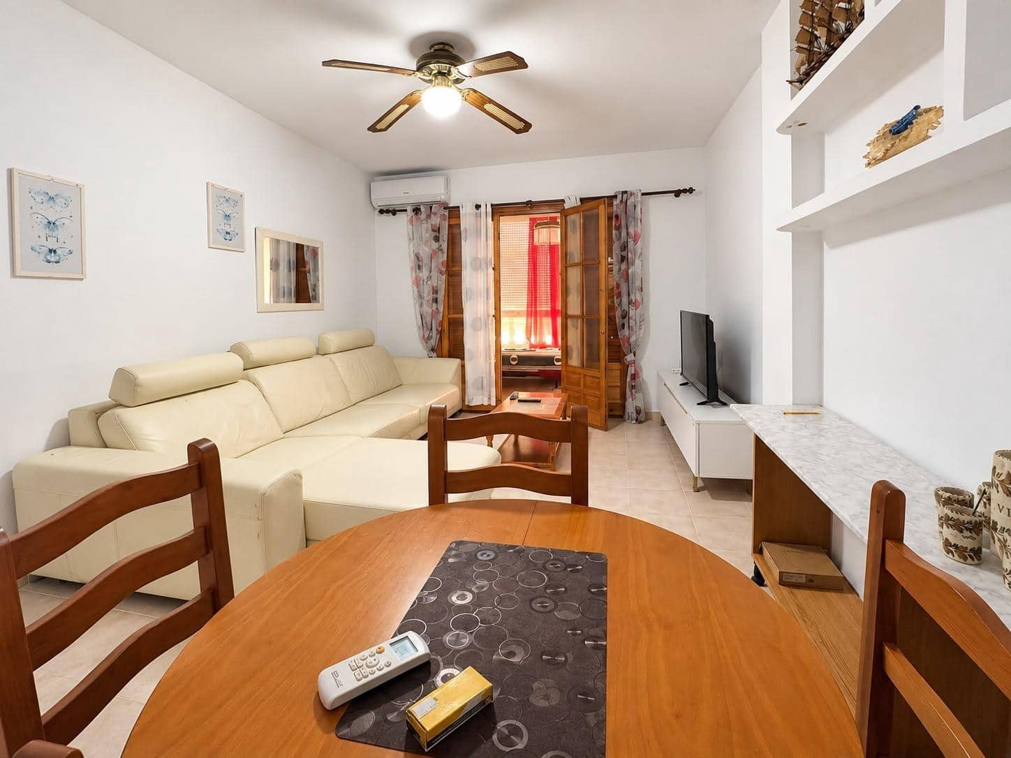 2 soveværelse Lejlighed til salg i Torrevieja med swimmingpool - € 134.900 (Ref: 10076613)
