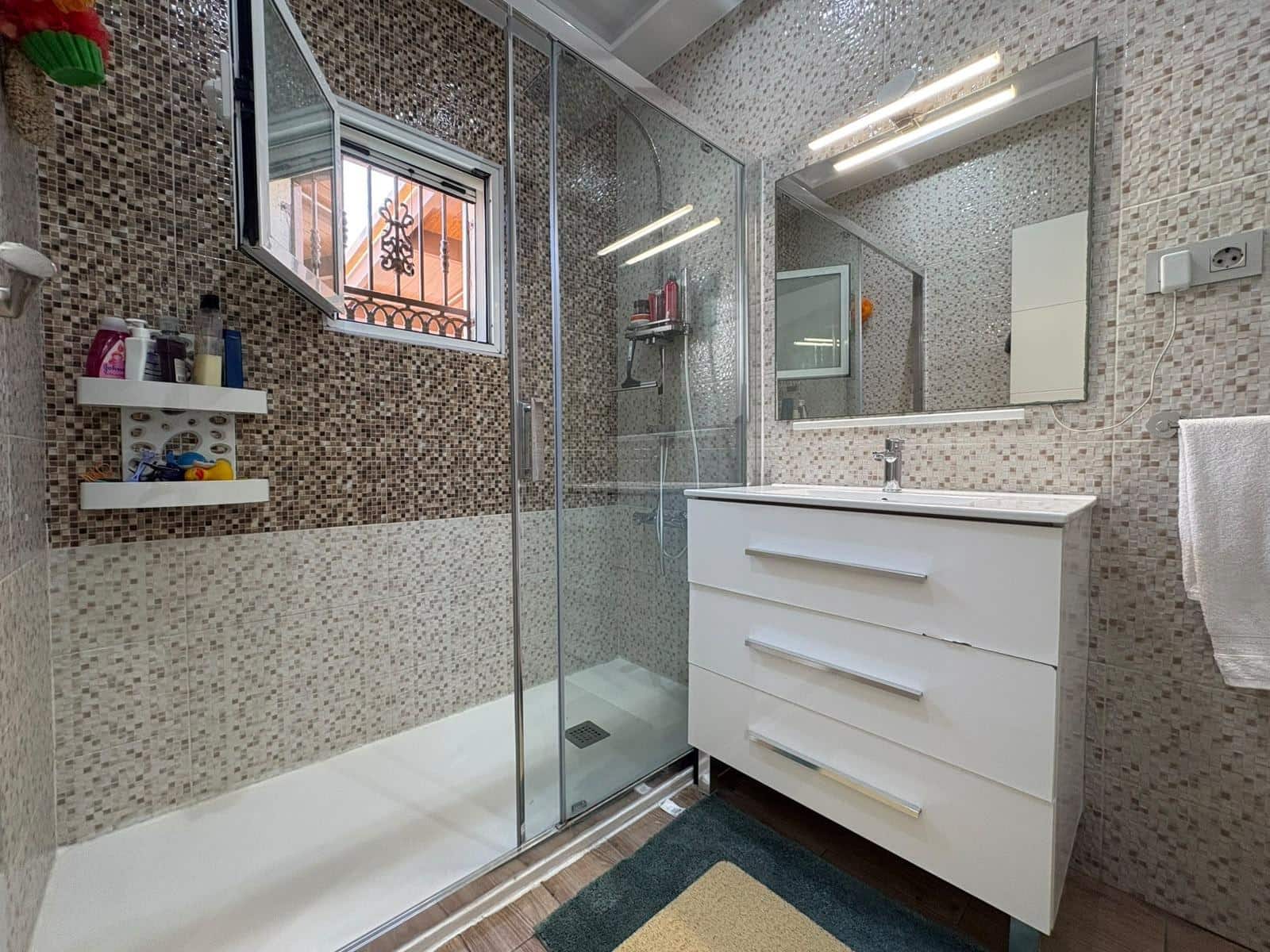 2 camera da letto Villetta a Schiera in vendita in Torrevieja con garage - 339.000 € (Rif: 10086410)