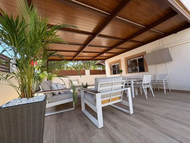 2 camera da letto Villetta a Schiera in vendita in Playa del Cura, Torrevieja con garage - 339.000 € (Rif: 10086410)