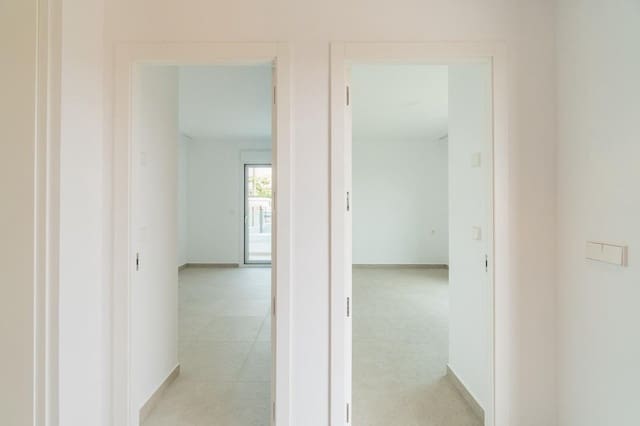 3 makuuhuone Huoneisto myytävänä paikassa Playa Flamenca, Orihuela mukana uima-altaan 
autotalli - 380 000 € (Ref: 9007405)