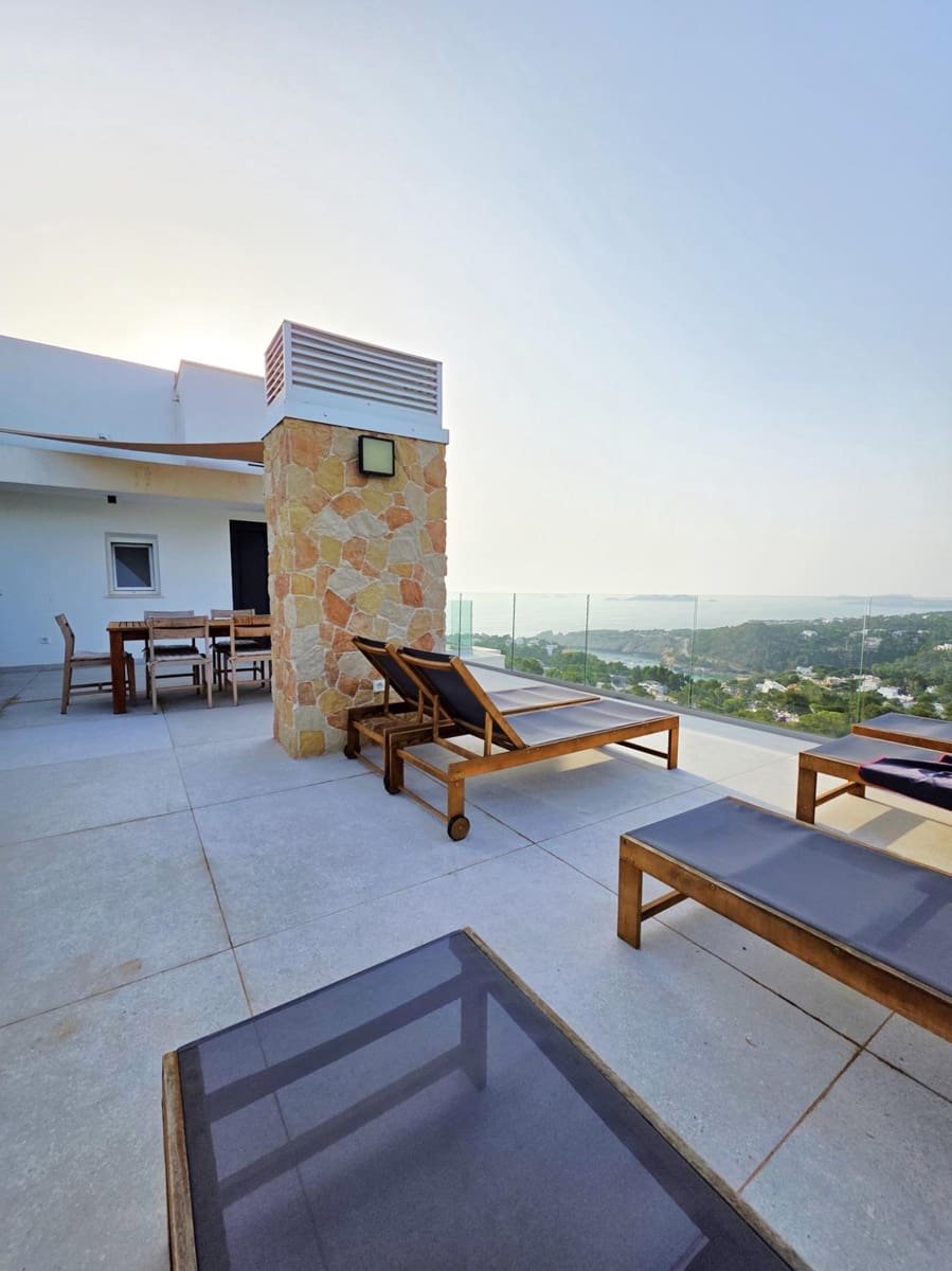 4 soveværelse Penthouse til salg i San Jose / Sant Josep de Sa Talaia med swimmingpool garage - € 1.785.000 (Ref: 9065390)