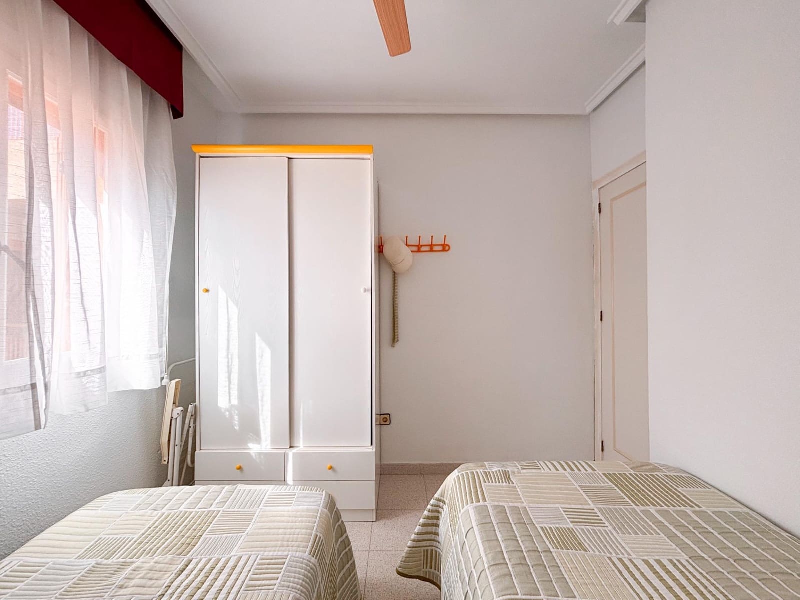 2 soverom Leilighet til salgs i Torrevieja med svømmebasseng - € 129 900 (Ref: 9402463)