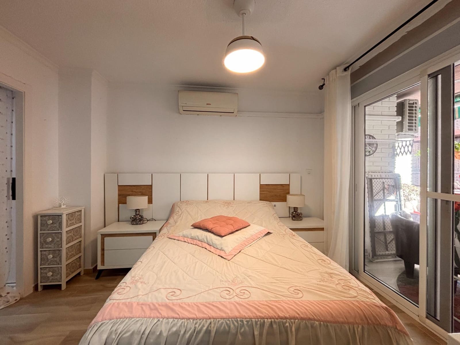 4 soveværelse Lejlighed til salg i Torrevieja - € 179.000 (Ref: 9406626)