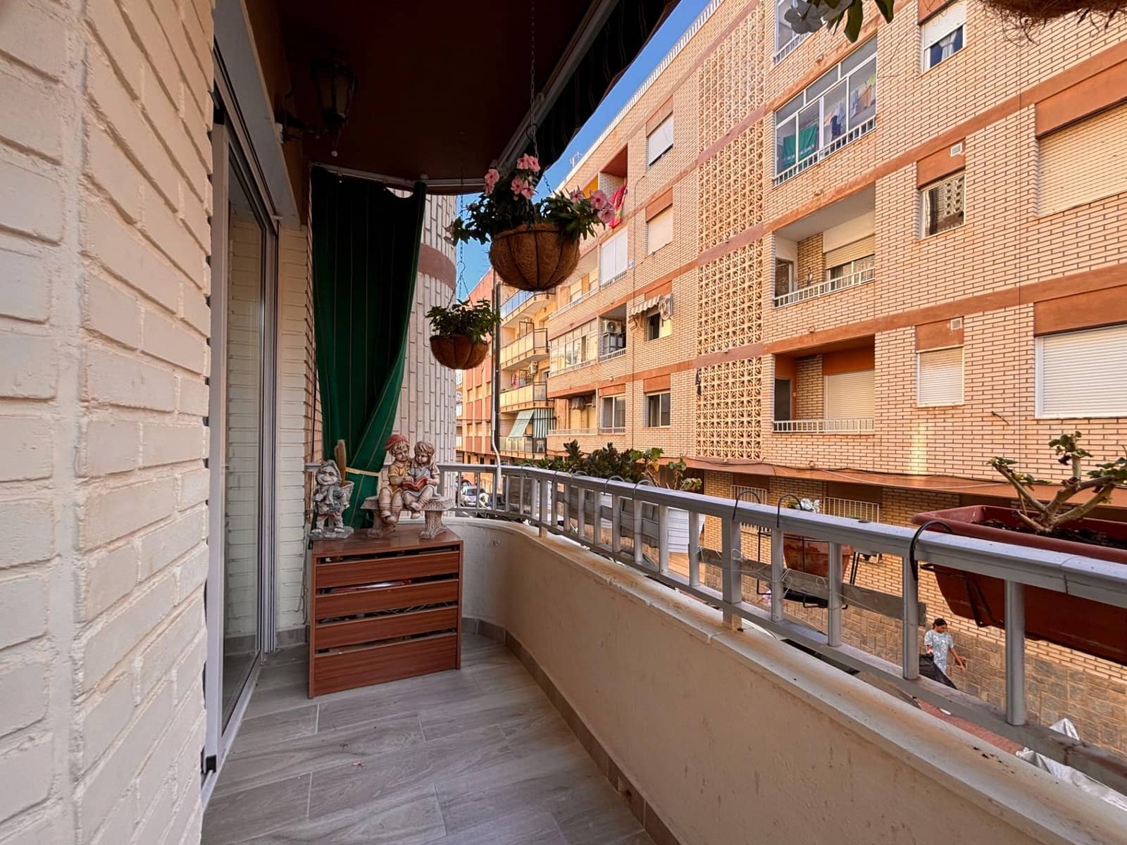 4 soveværelse Lejlighed til salg i Torrevieja - € 169.000 (Ref: 9406626)