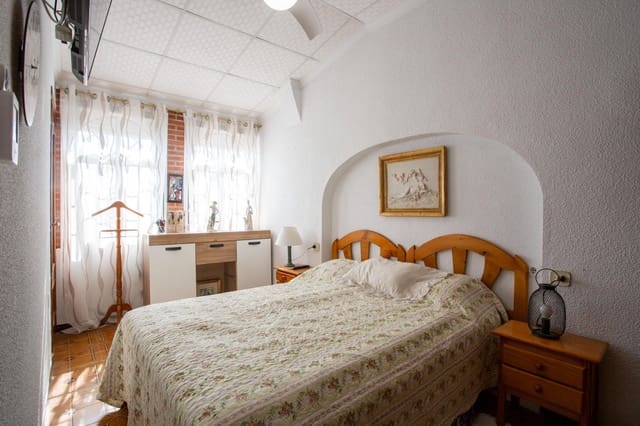 4 soveværelse Bungalow til salg i Playa del Acequión, Torrevieja med garage - € 249.900 (Ref: 9406627)