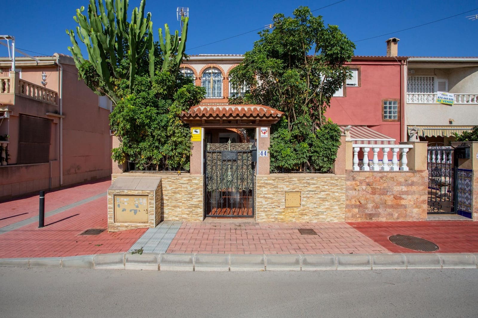 4 soveværelse Bungalow til salg i Torrevieja med garage - € 249.900 (Ref: 9406627)