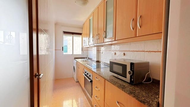 2 makuuhuone Huoneisto myytävänä paikassa Puerto Deportivo, Torrevieja - 135 000 € (Ref: 9527859)