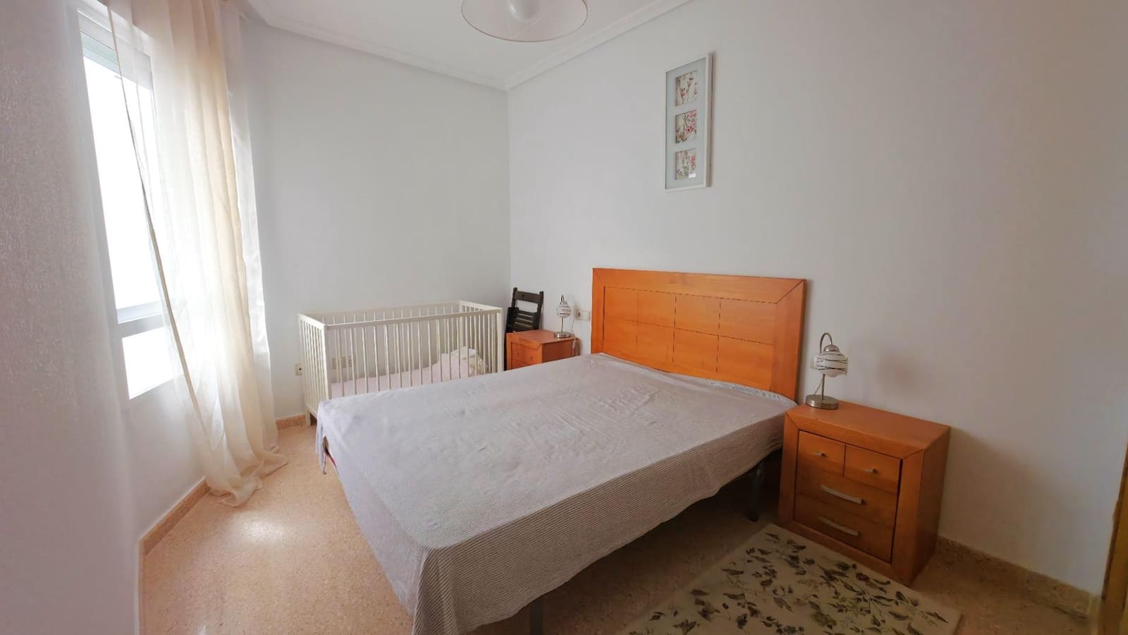 Apartamento de 2 habitaciones en Torrevieja en venta - 135.000 € (Ref: 9527859)