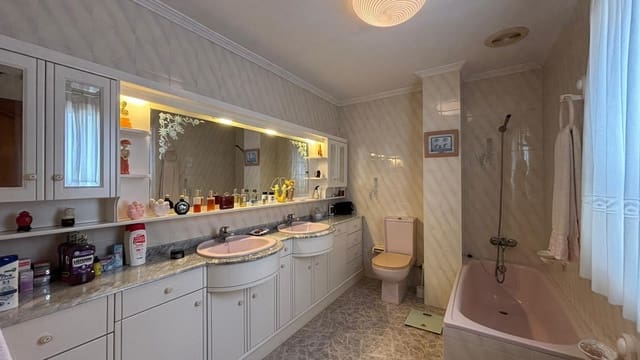 3 Zimmer Wohnung zu verkaufen in Torrevieja - 310.000 € (Ref: 9533950)