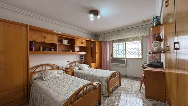 3 Zimmer Wohnung zu verkaufen in Torrevieja - 310.000 € (Ref: 9533950)