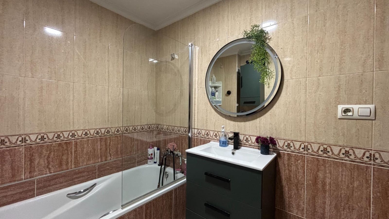 4 chambre Appartement à vendre à Torrevieja avec garage - 270 000 € (Ref: 9565421)