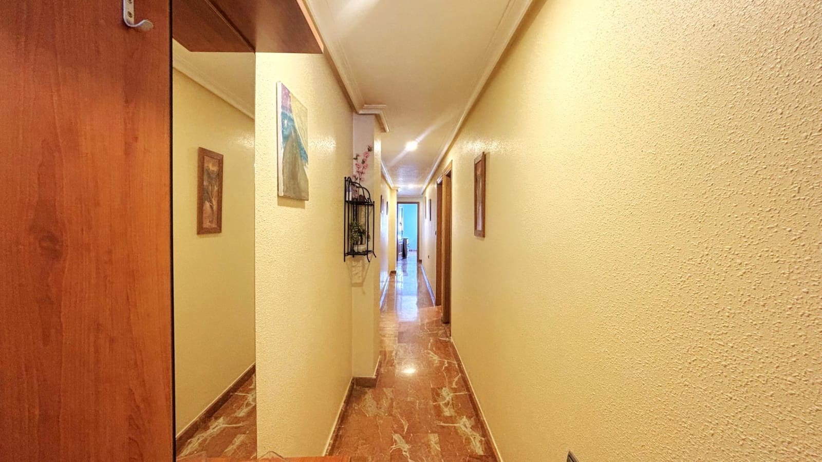 4 chambre Appartement à vendre à Torrevieja avec garage - 257 900 € (Ref: 9565421)