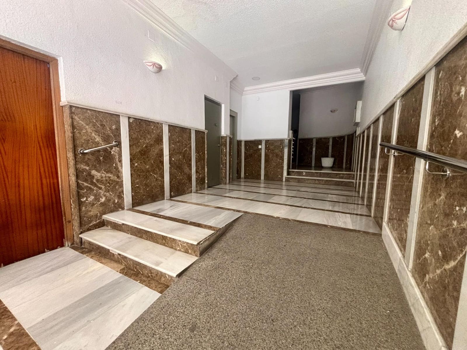 2 Zimmer Apartment zu verkaufen in Torrevieja - 160.000 € (Ref: 9625906)