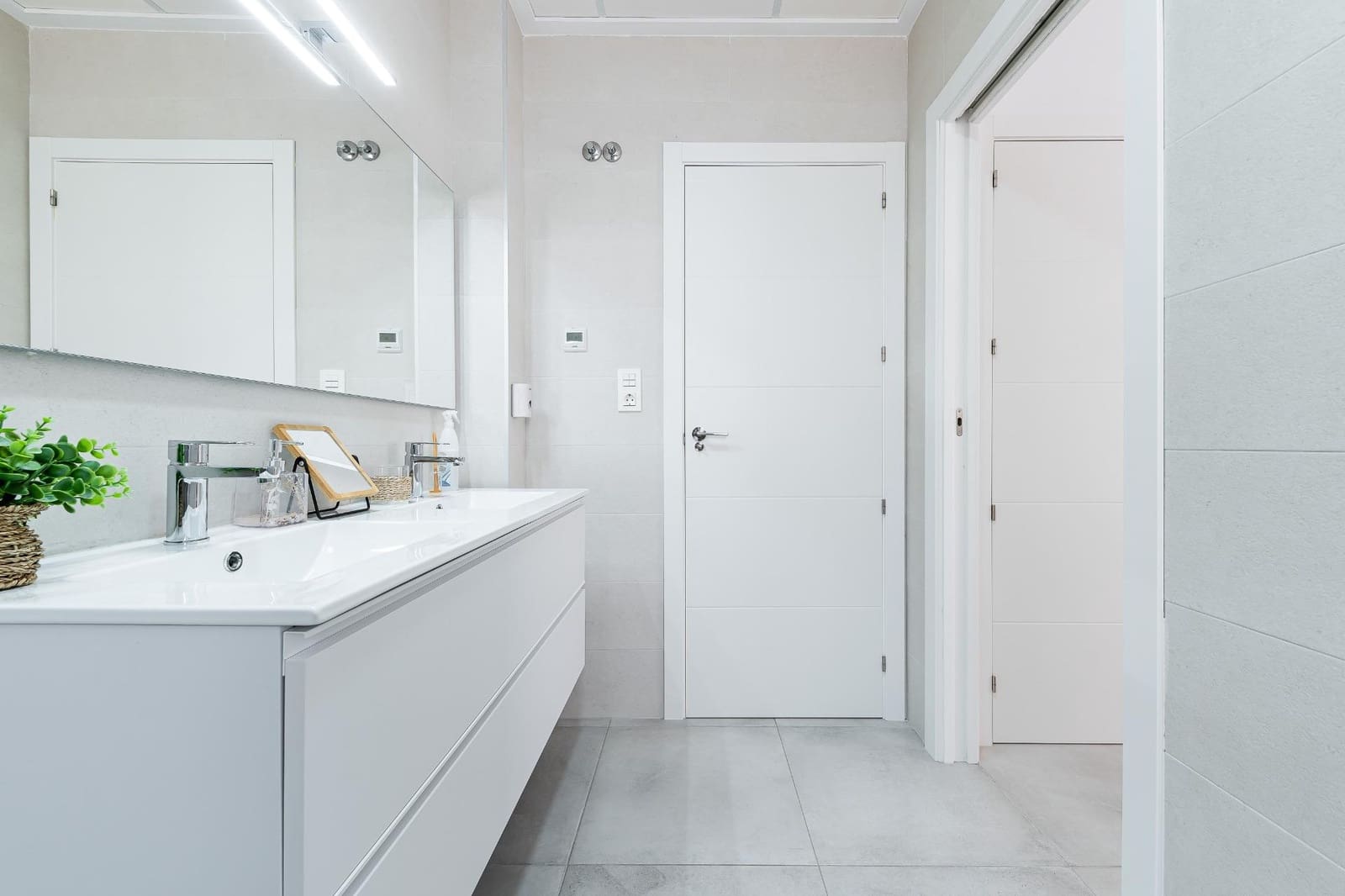 3 makuuhuone Huvila myytävänä paikassa Los Montesinos mukana uima-altaan - 449 000 € (Ref: 9640396)