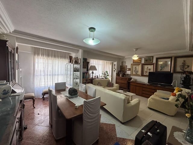 2 quarto Apartamento para venda em Centro - Muelle Pesquero, Torrevieja - 234 000 € (Ref: 9674466)